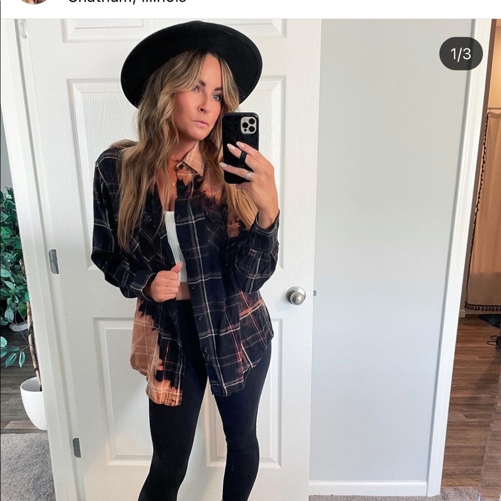 Urban women’s button up